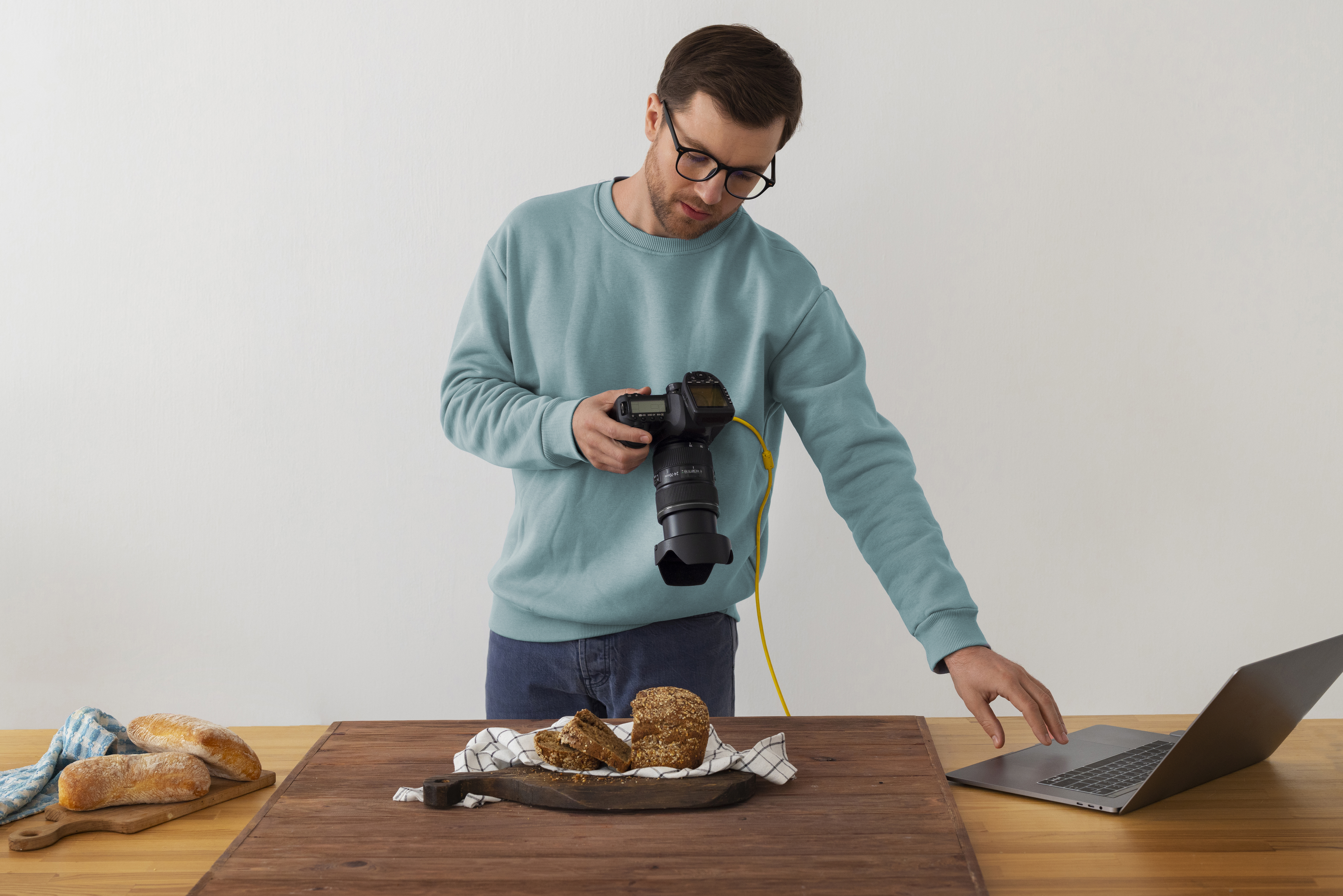 The Benefits of Virtual Assistants for Photographers