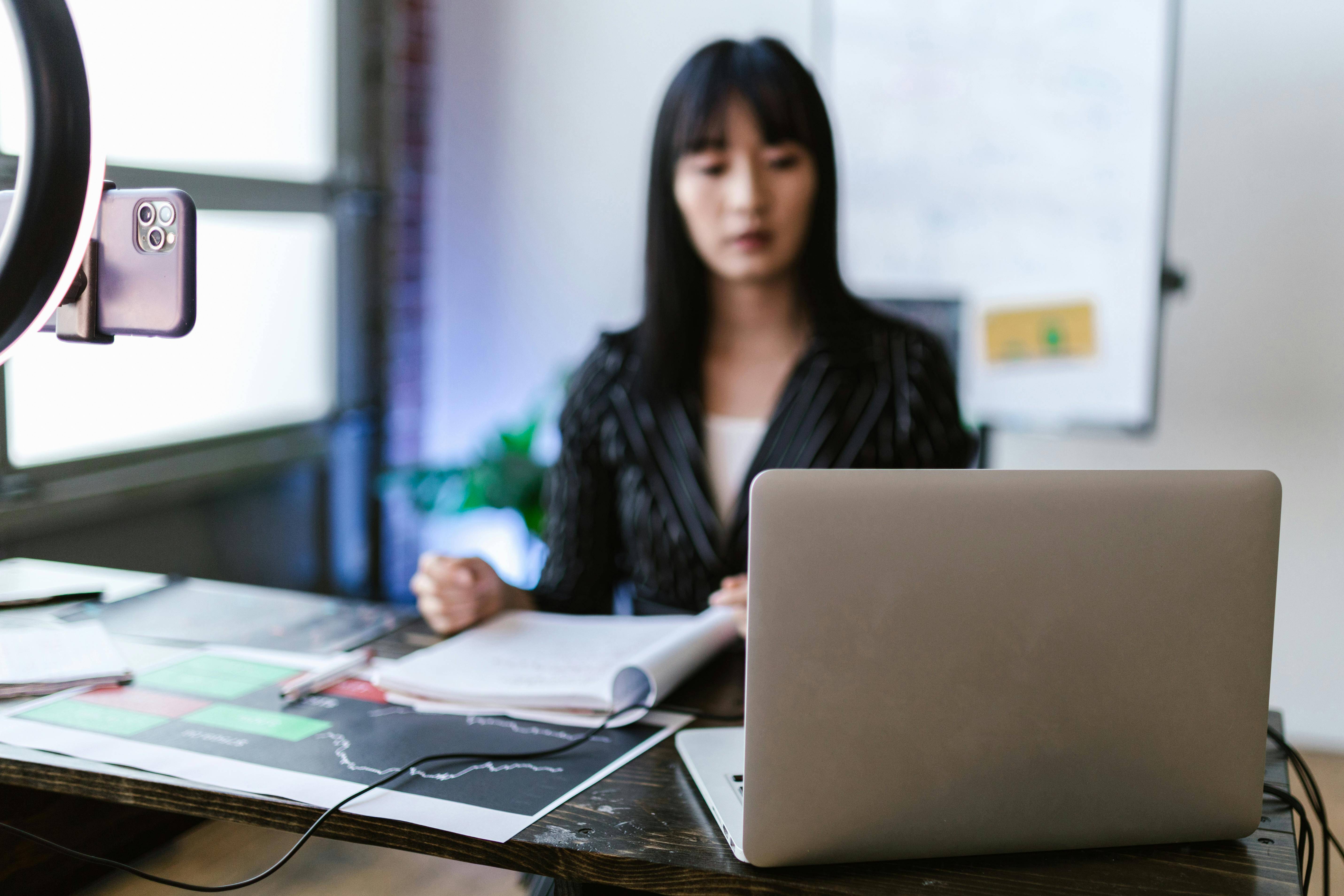 How Virtual Assistants Can Help Scale Your Business