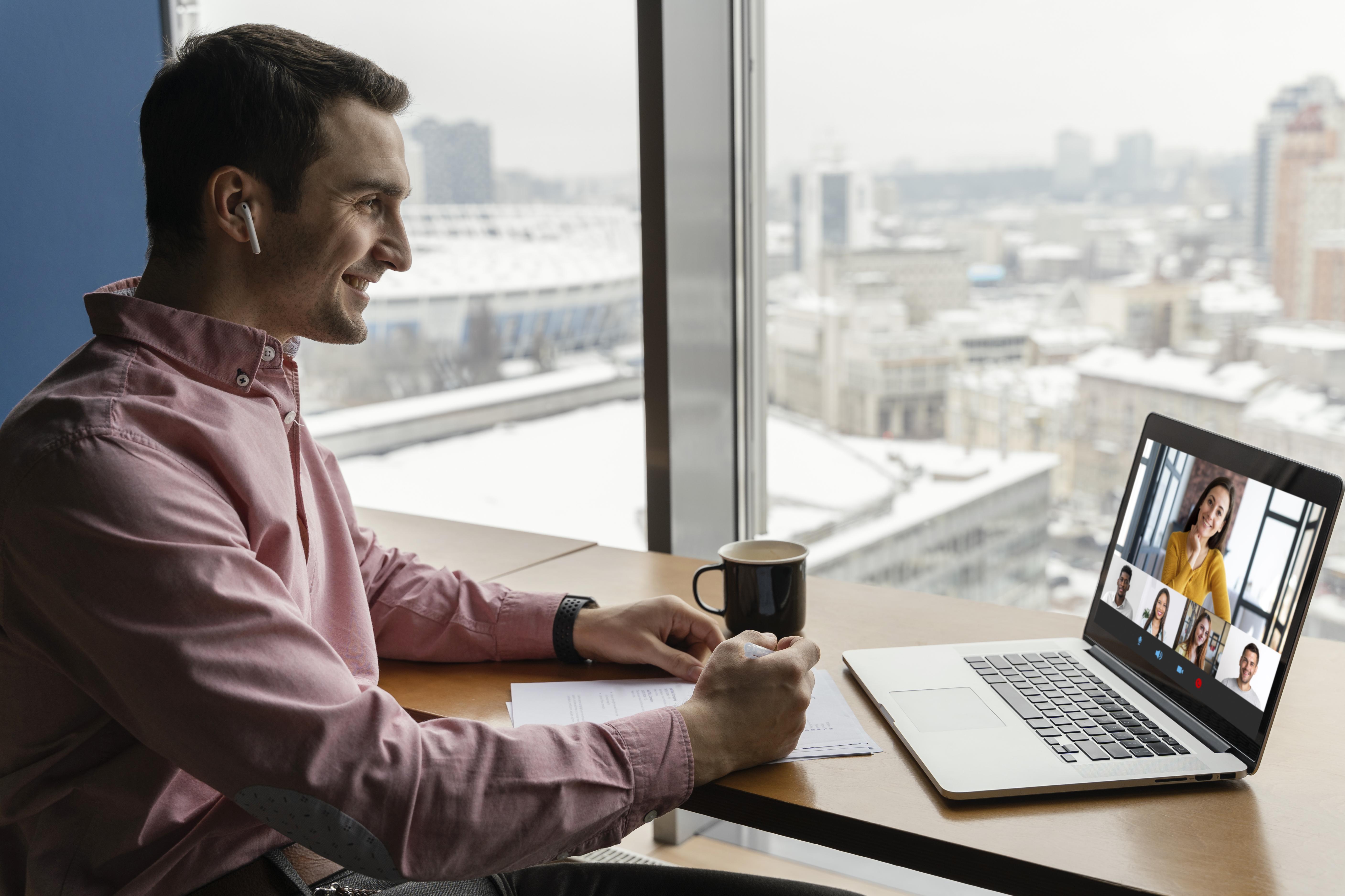 How Virtual Assistants Are Powering the Global Remote Work Revolution